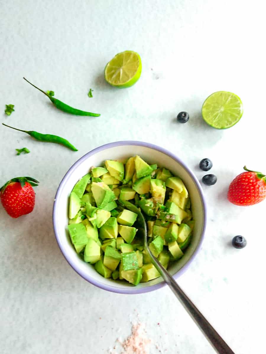 fresh guacamole with berries-ingredients