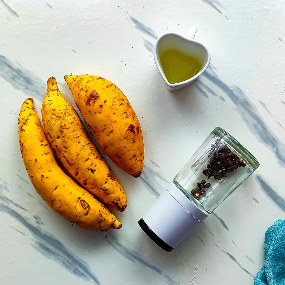 Ingredients for dairy free mashed sweet potatoes.