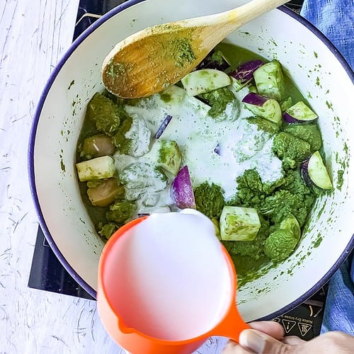 Keto Thai Green Curry With Chicken (Gaeng Keow Wan Gai) - Go Healthy ...