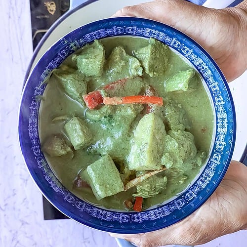 Keto Thai Green Curry With Chicken (Gaeng Keow Wan Gai) - Go Healthy ...