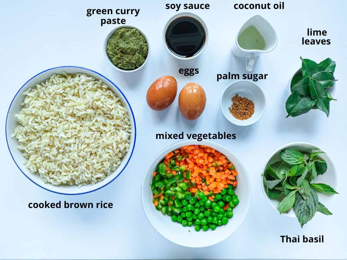 Labelled ingredients for Thai green curry fried rice