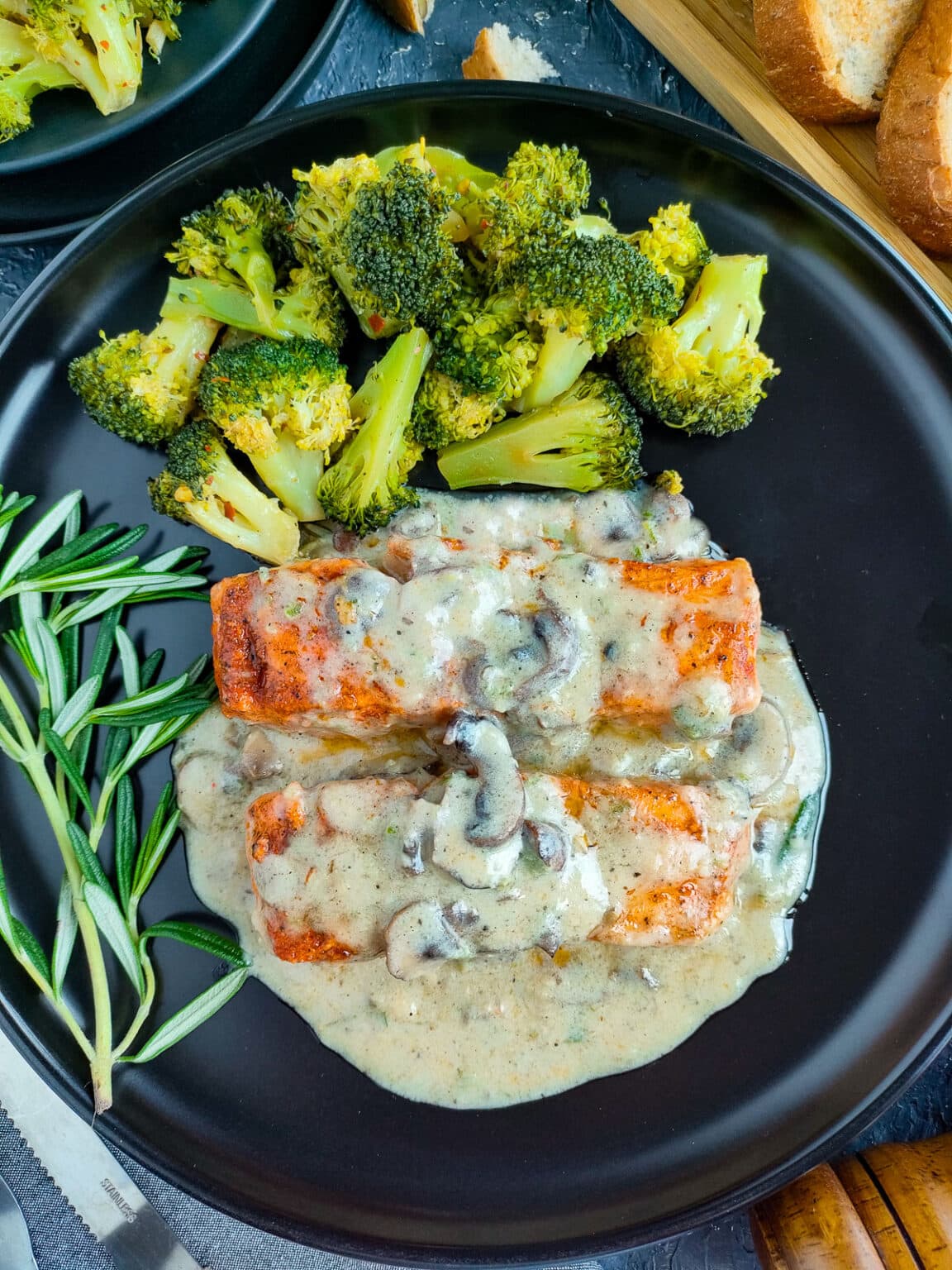 Easy Pan Seared Salmon With Mushroom Sauce Go Healthy Ever After