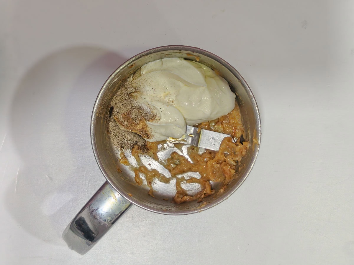 Easy Garlic Yogurt Sauce (with Roasted Garlic) Roasted and blended garlic with yogurt in a blender.